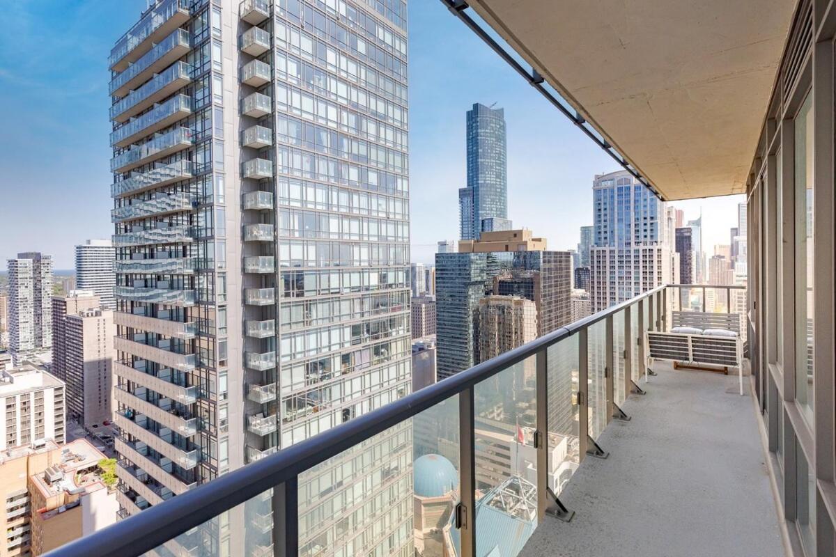 Huge 2Bd 2Ba With Sofa Bed And Cn Tower View! Apartment Toronto Exterior photo